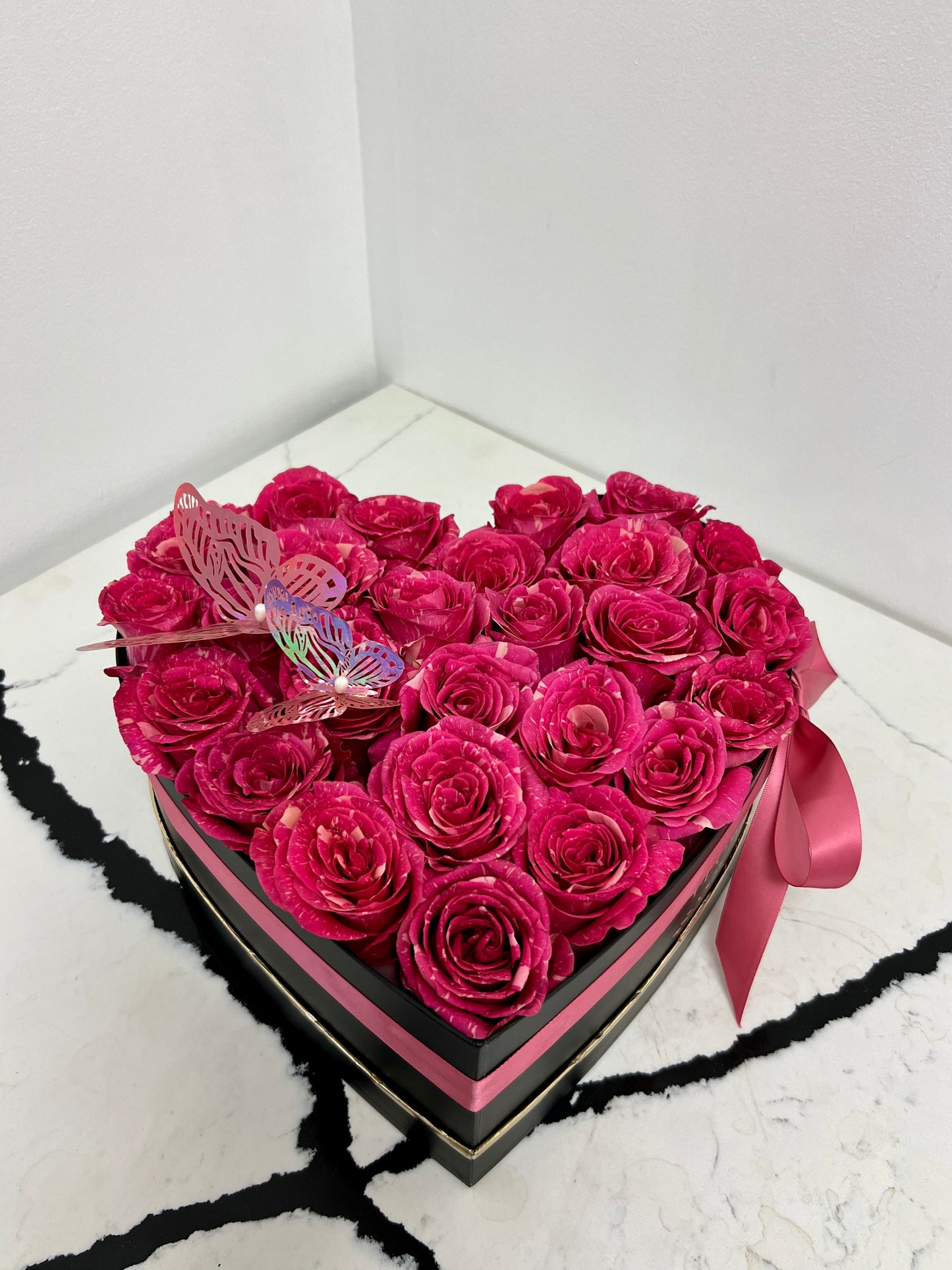 Hot pink Heart of Roses