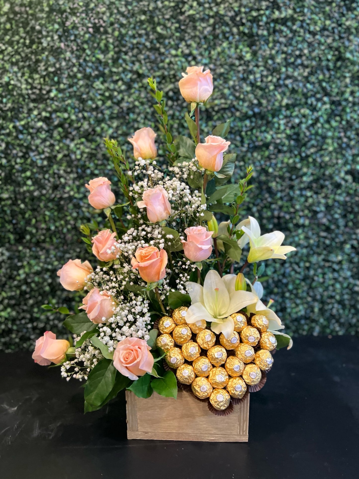 Beautiful Sweet Peach Arrangement