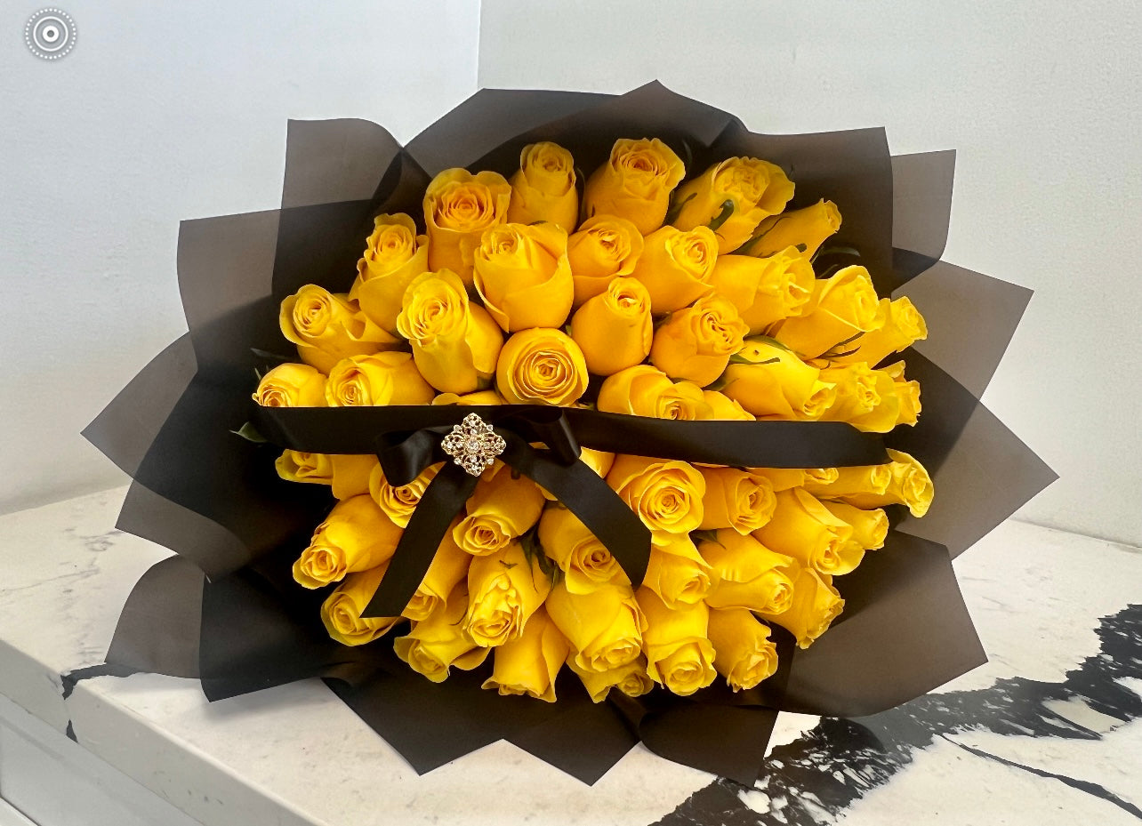 Bouquet of Bright Yellow Roses