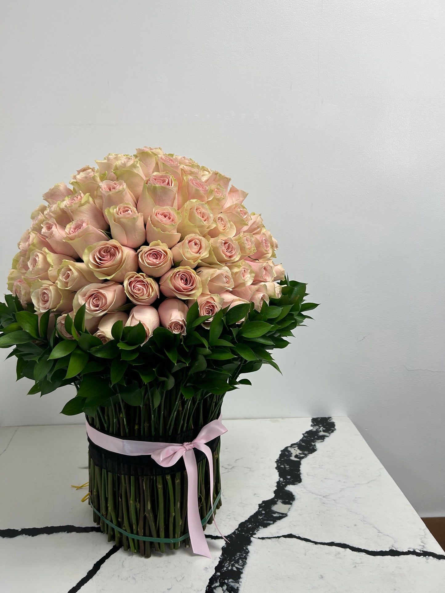 Bouquet of 100 Roses