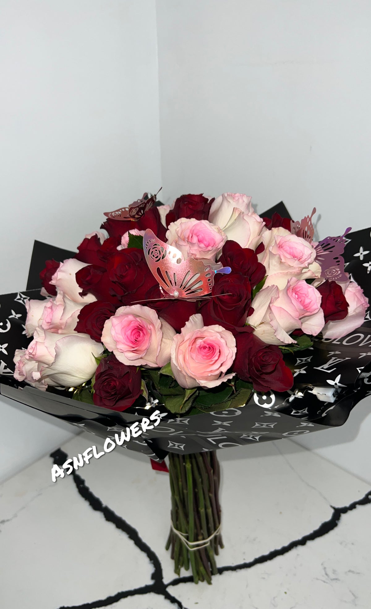 50 Roses Pink & Red Bouquet