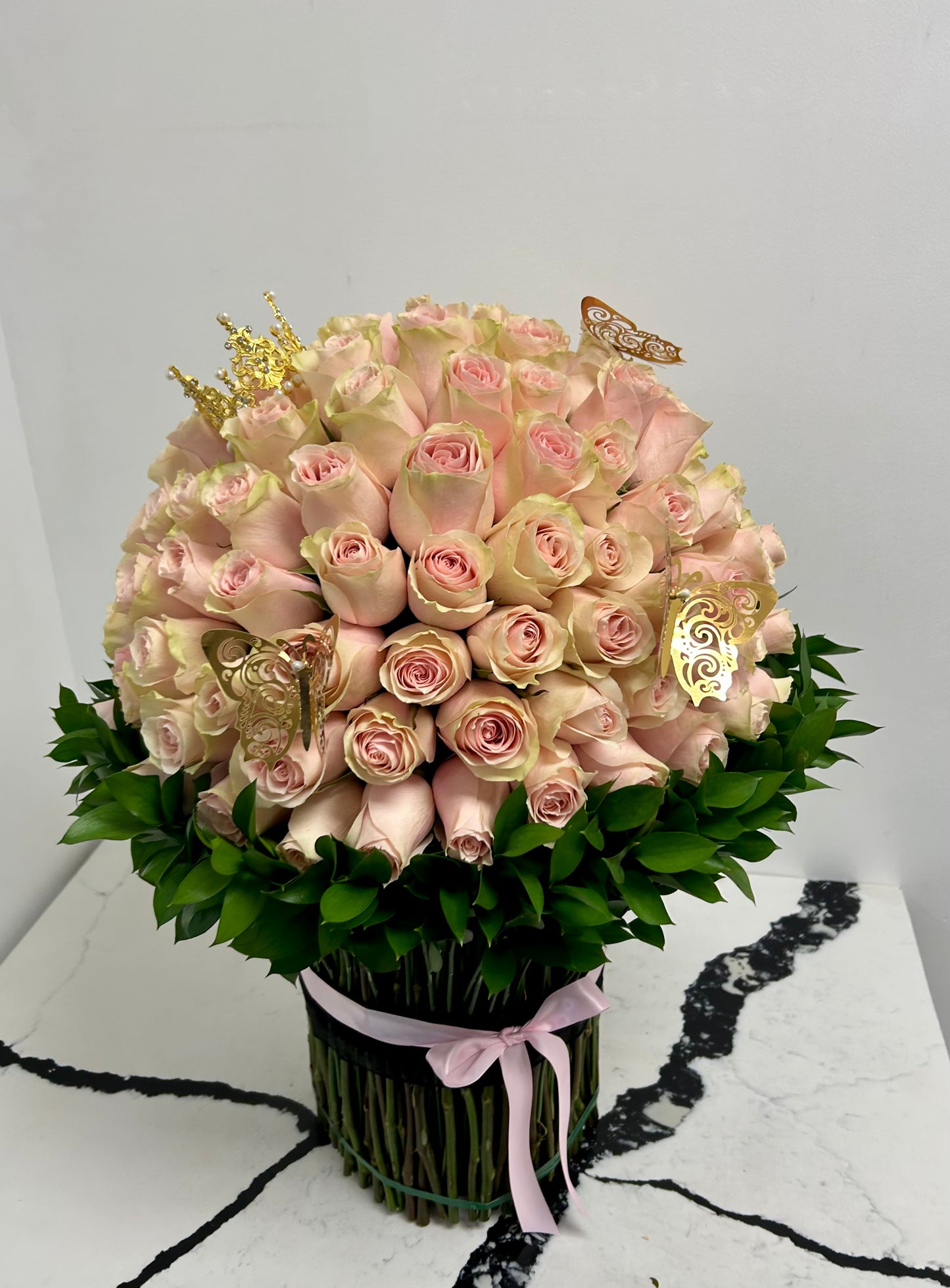 Bouquet of 100 Roses